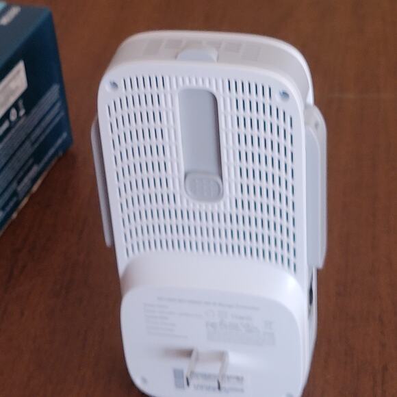 TP-Link RE550 Wireless AC1900 Dual Band Wi-Fi Range Extender New - Picture 10 of 12